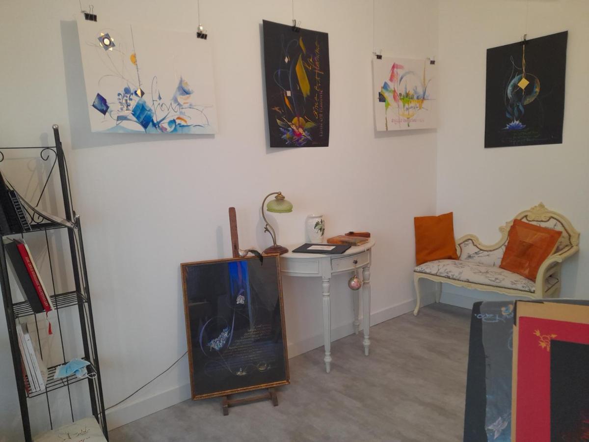 La Chambre De Garance Et Ses Couleurs D'Art Saint-Pol-de-Leon Ngoại thất bức ảnh